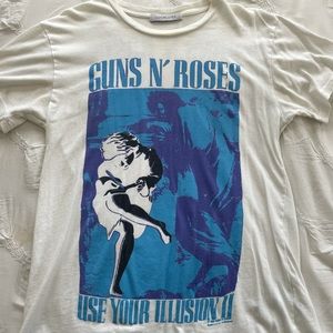 Daydreamer Band Tee - Guns and Roses